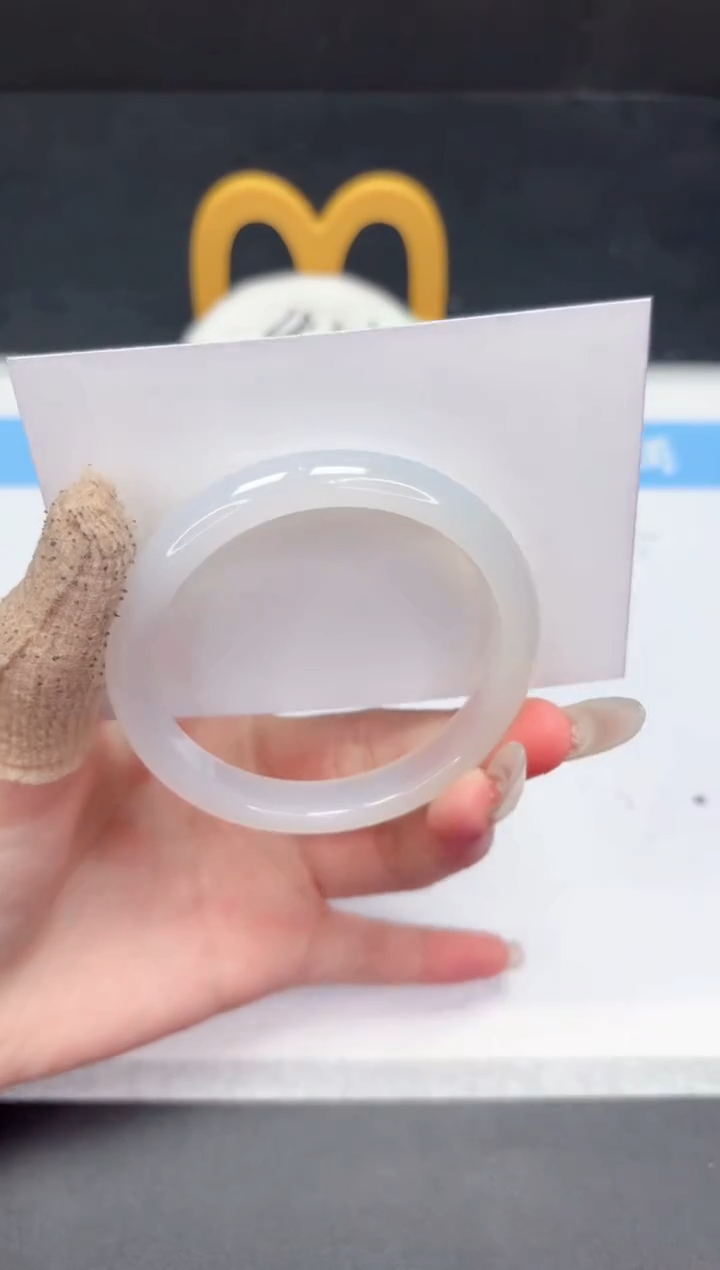 【闪购商品】石英质玉手镯未镶嵌450-54.7