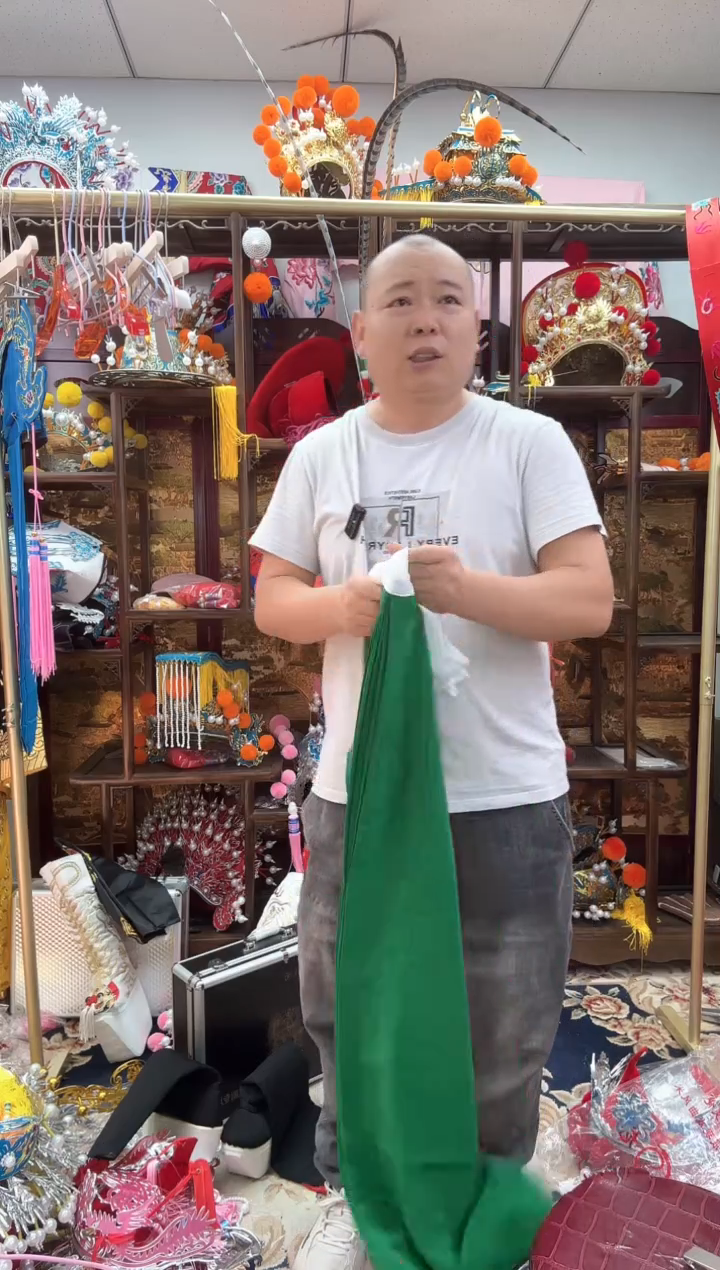 戏曲 老旦素裙  