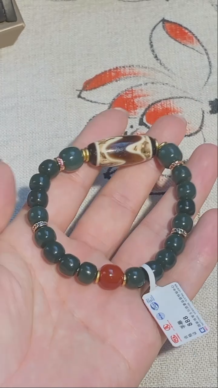 【闪购商品】玛瑙/玉髓手串未镶嵌多样性发其一