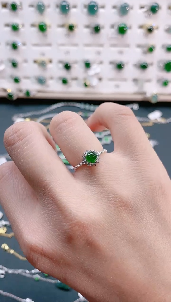 【闪购商品】翡翠戒指银S925镶嵌天然翡翠