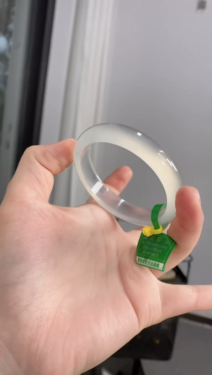 【闪购商品】玛瑙/玉髓手镯未镶嵌52圈