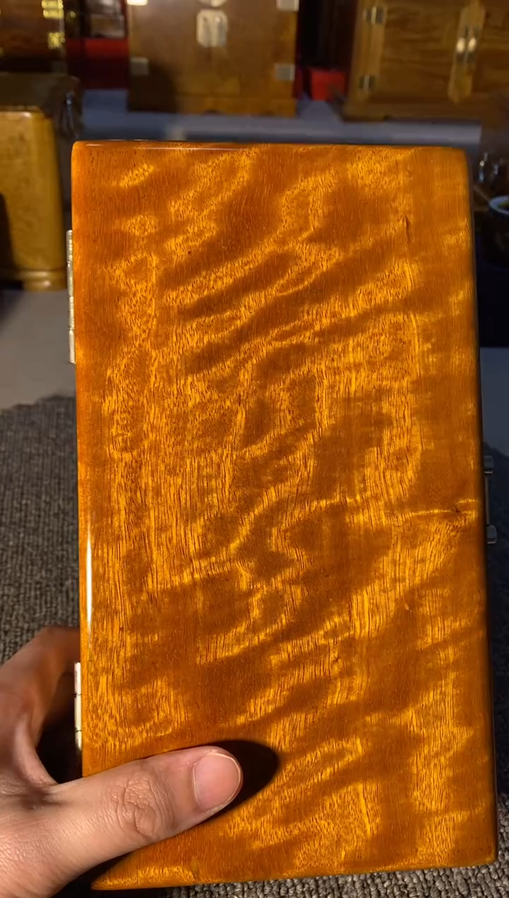 【闪购商品】金丝楠木艺金丝楠首饰盒F12