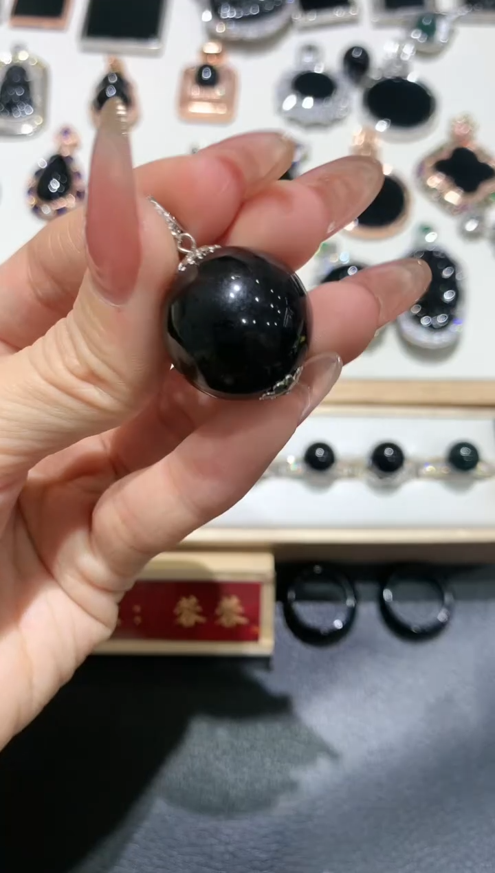 【闪购商品】翡翠吊坠(不含链)银S925镶嵌14多人多样性随机发货1件