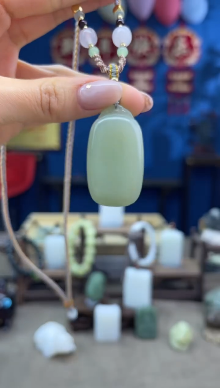 【闪购商品】和田玉颈饰未镶嵌1