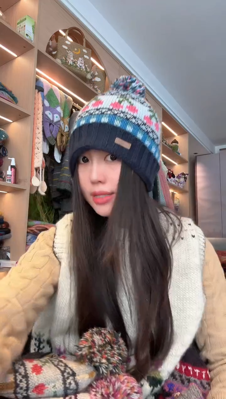 羊毛美利奴蓝色樱桃帽