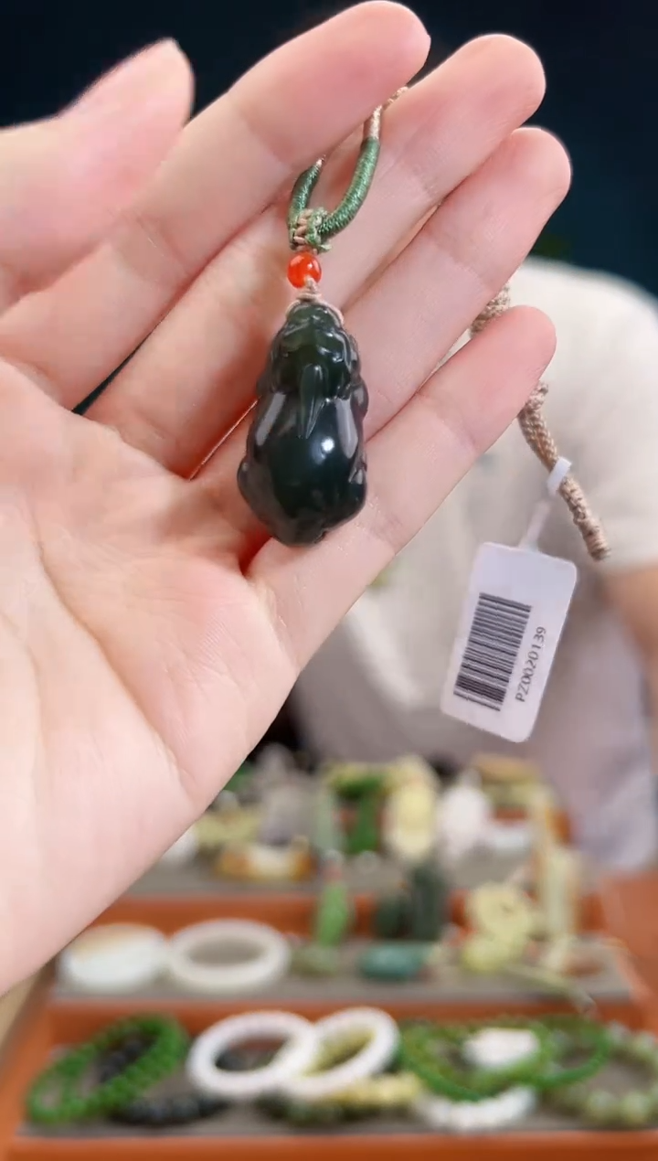 颈饰未镶嵌和田玉多样性发货 拍一单发一个