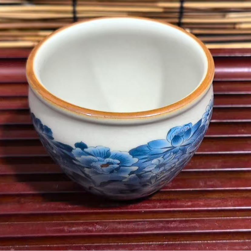 23  古汝金万花陶瓷主人杯