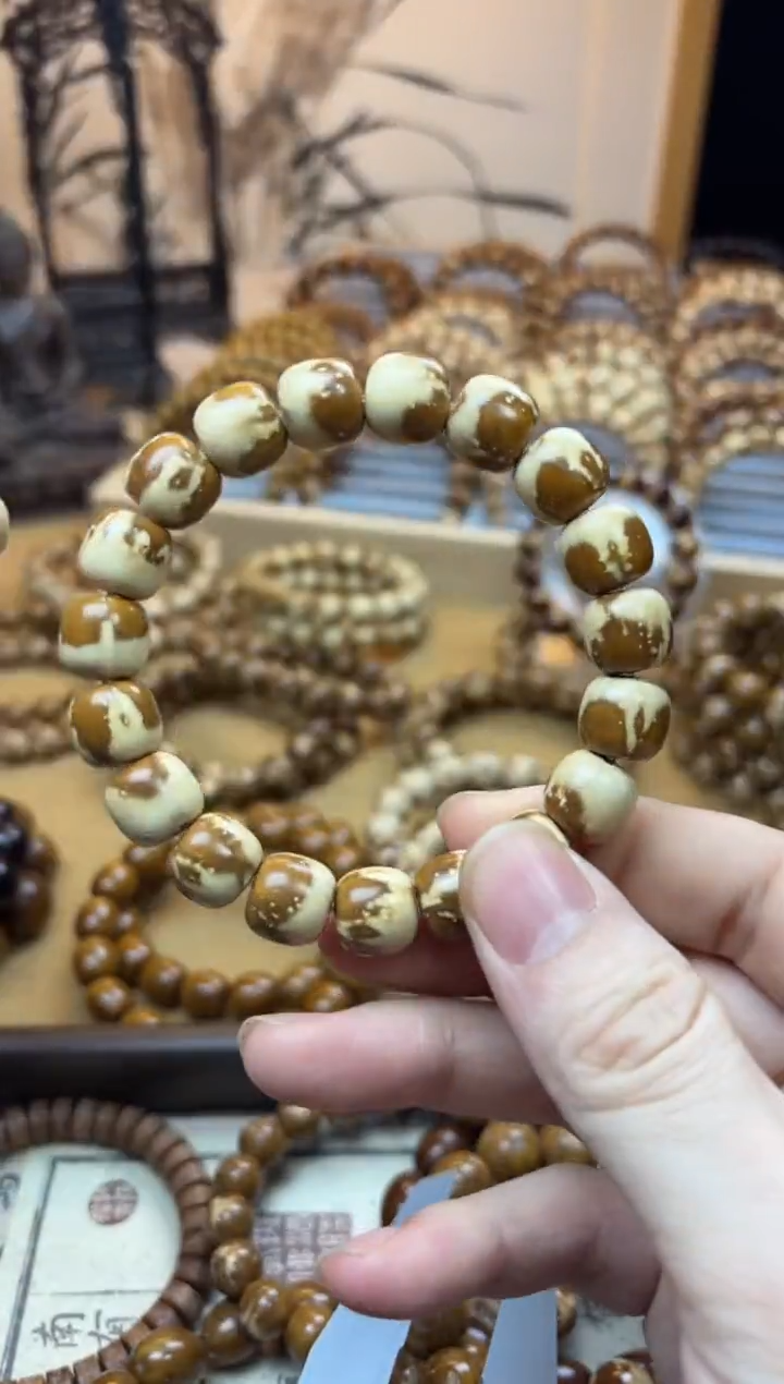 【闪购商品】紫金鼠手串12花皮老型紫金鼠