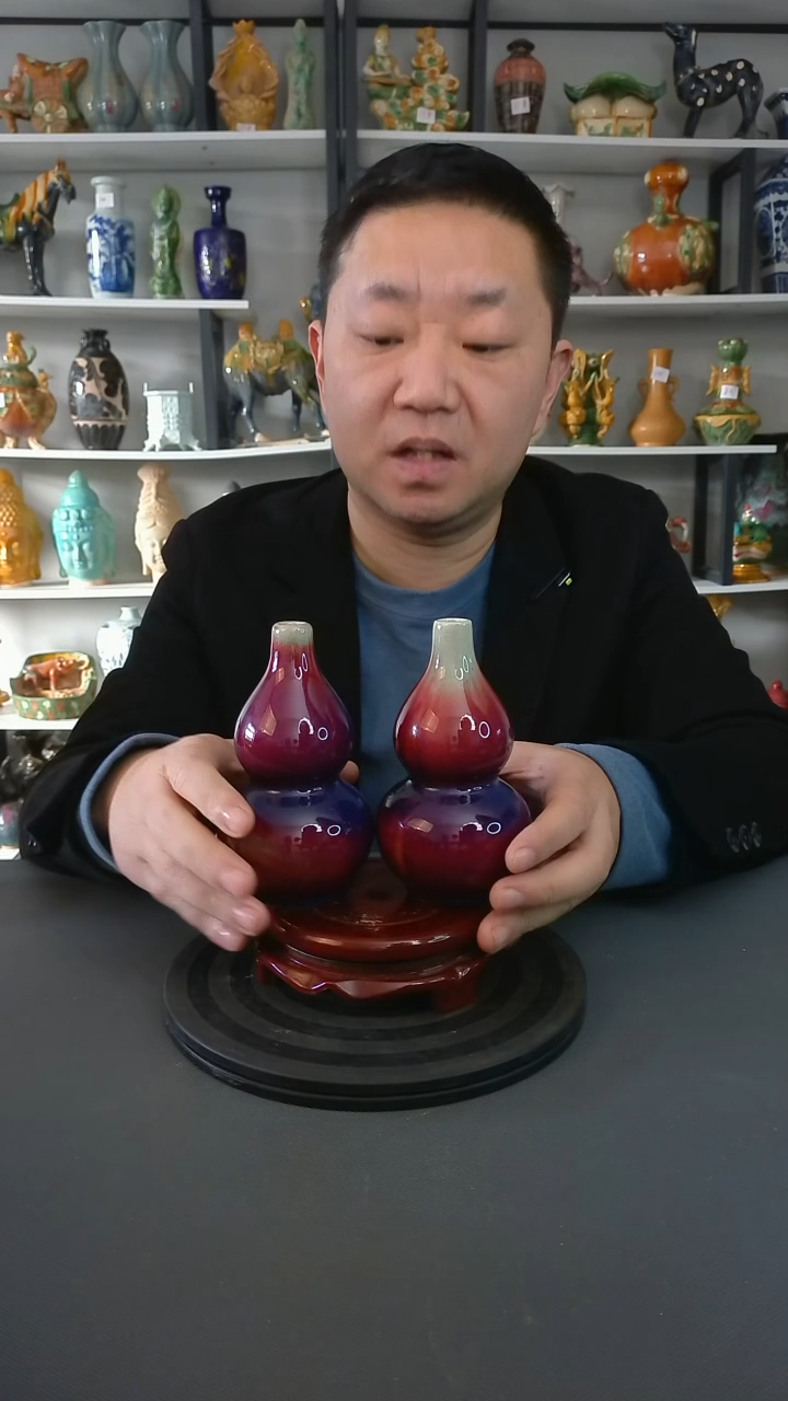 摆件复古风格瓷器一对