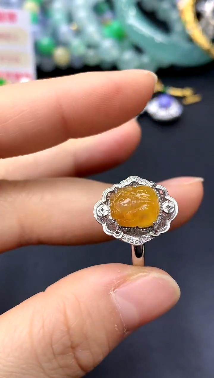 18K金镶嵌戒指翡翠268-中国好珍宝