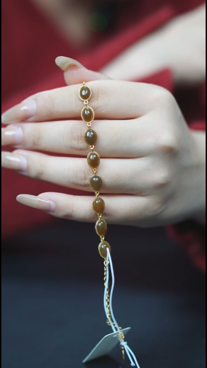 未镶嵌手链和田玉且末糖 蛋面 深红糖 HD40035