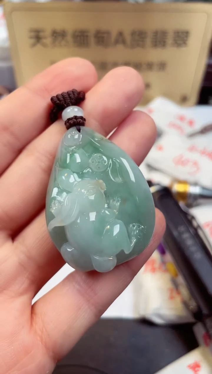 【闪购商品】翡翠颈饰未镶嵌缅甸天然A货翡翠 