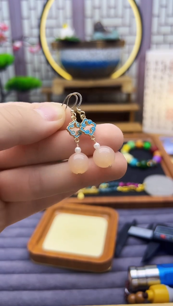 和田玉14K金镶嵌耳饰E50