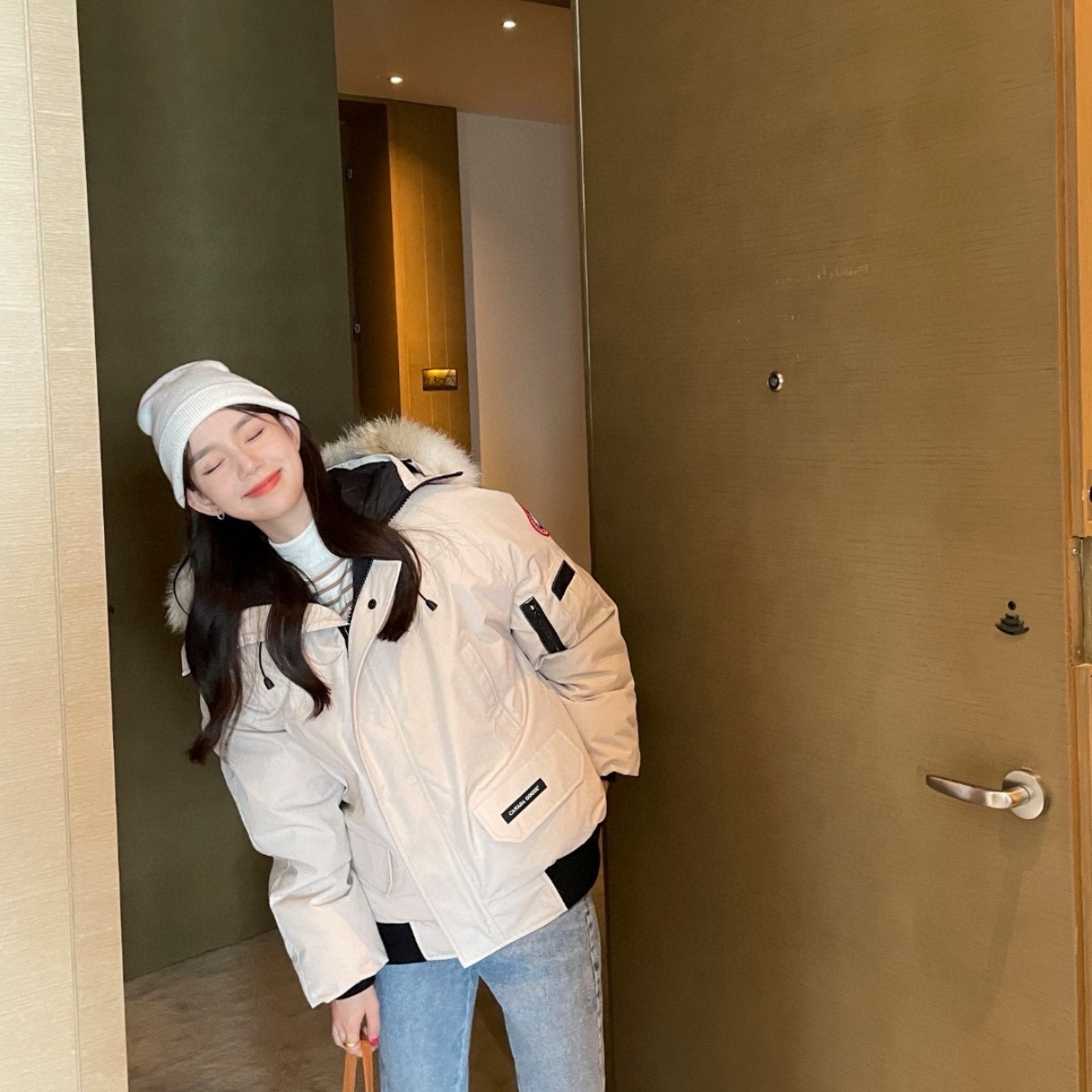 Canada Goose加拿大鹅 飞行夹克羽绒服 白色/黑色