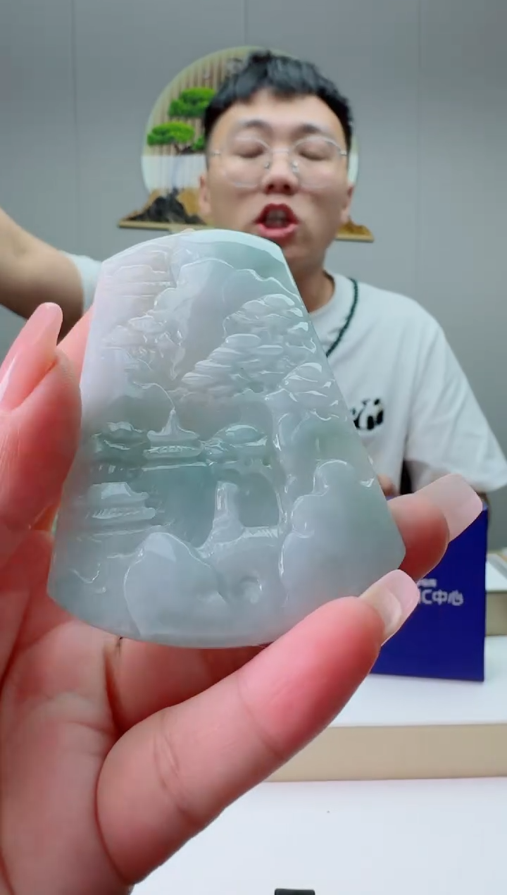 翡翠未镶嵌颈饰111111111111