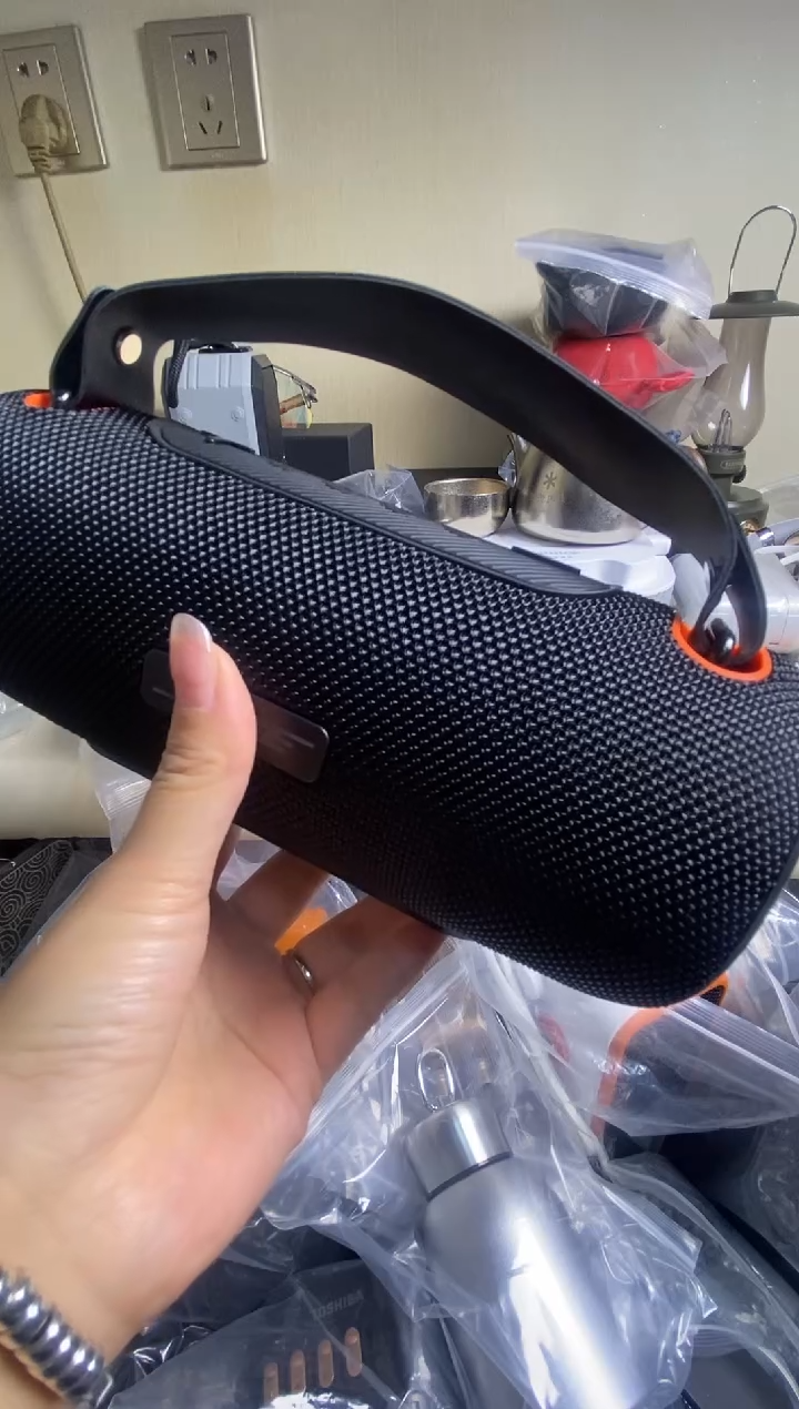 宏**业小博圆柱音响