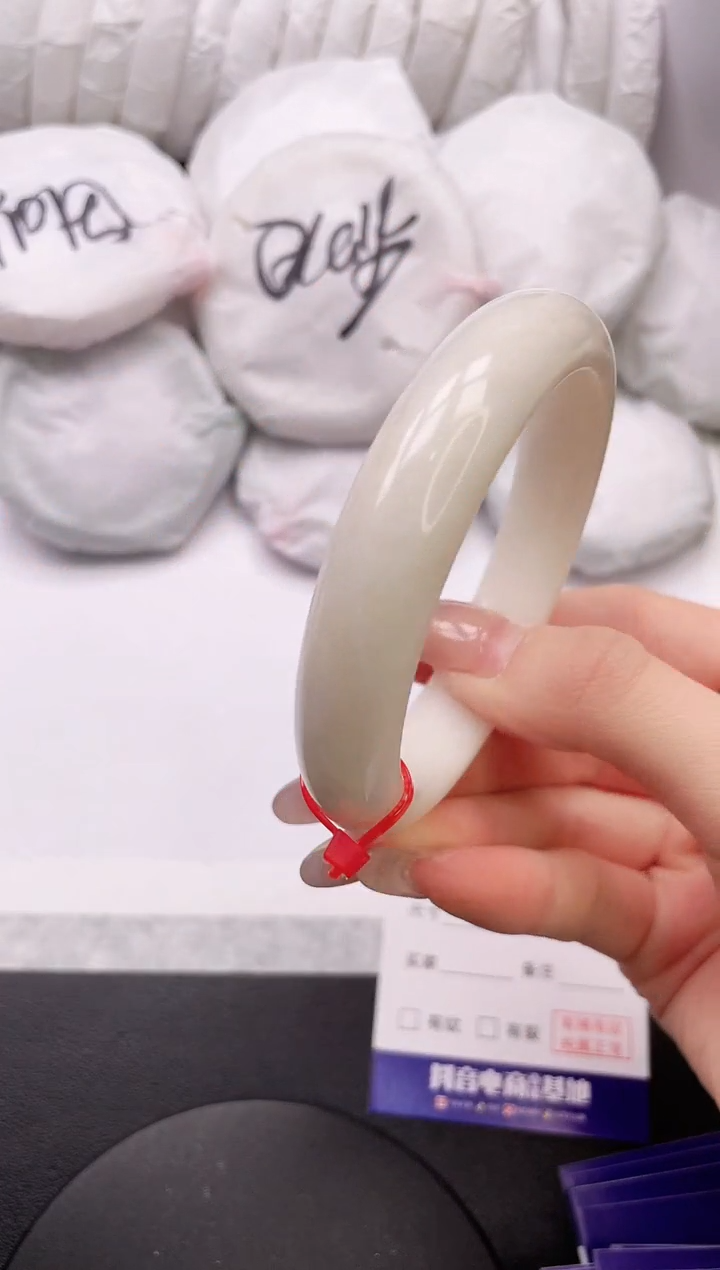 【闪购商品】和田玉手镯未镶嵌13K374-57