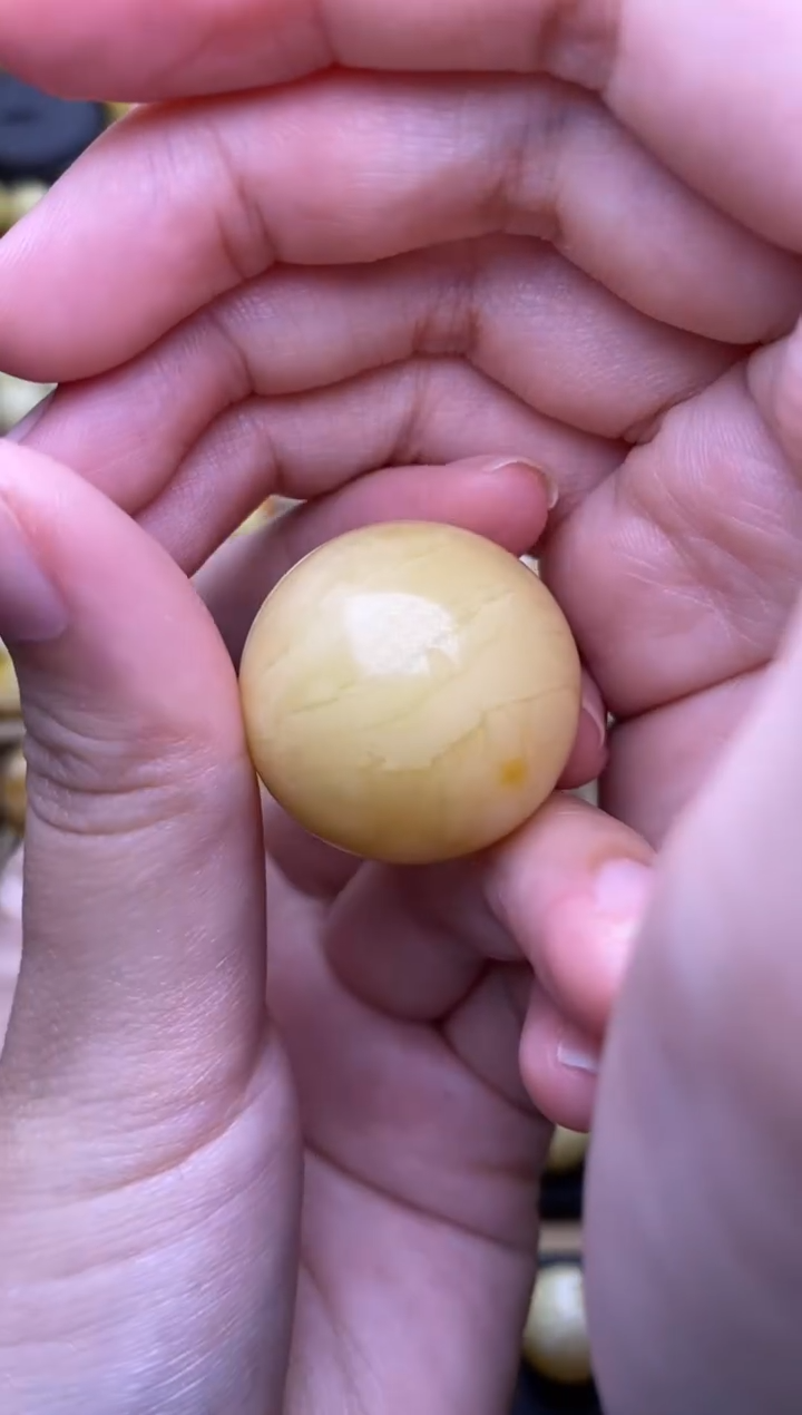 未镶嵌琥珀裸石大小姐珠宝39