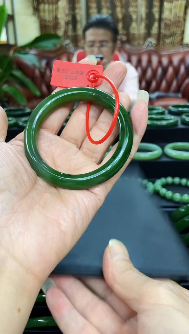 未镶嵌手镯和田玉（碧玉）S**u009
