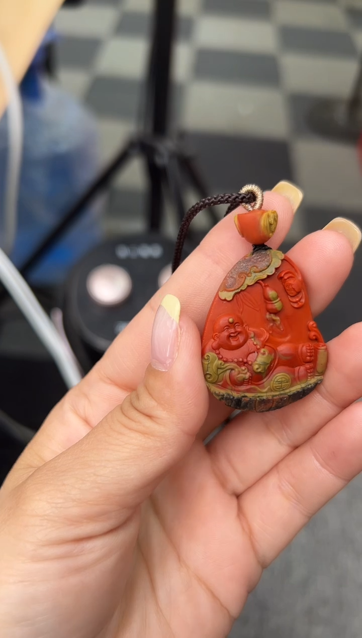 【闪购商品】南红玛瑙吊坠未镶嵌多样发其一/