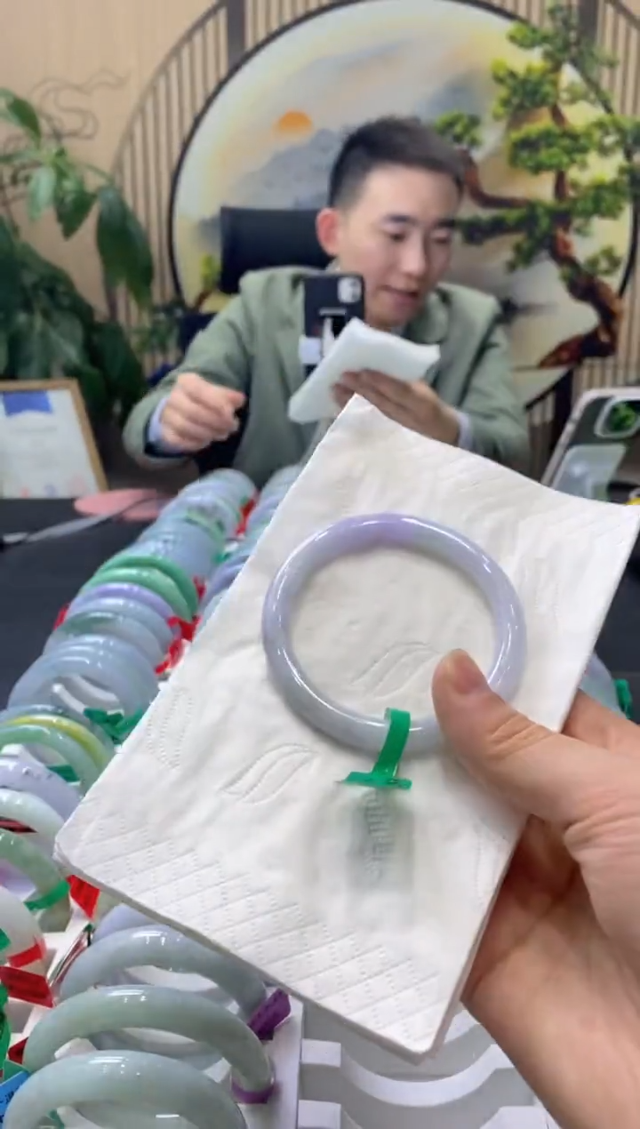 【闪购商品】翡翠手镯未镶嵌000014490