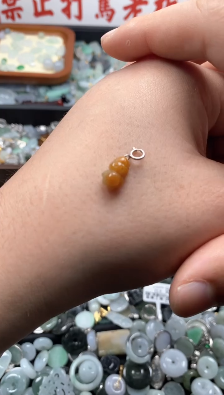 【闪购商品】翡翠颈饰未镶嵌哥哥