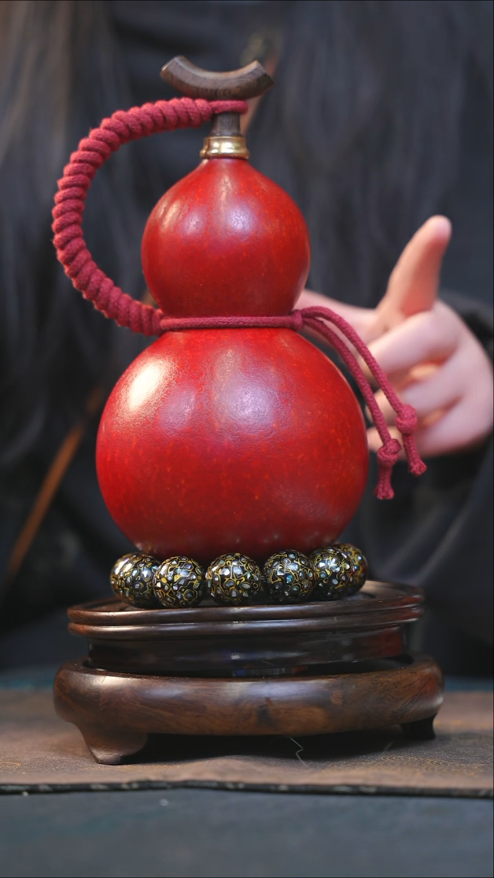 【闪购商品】YN239大漆酒葫芦不包手串及旋转底座