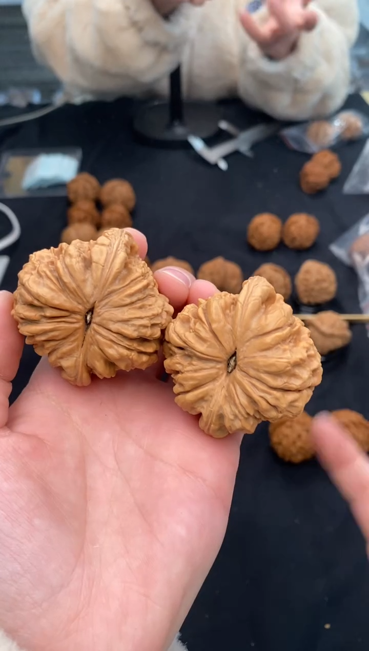 【闪购商品】文玩核桃把件龙鼎48-u217