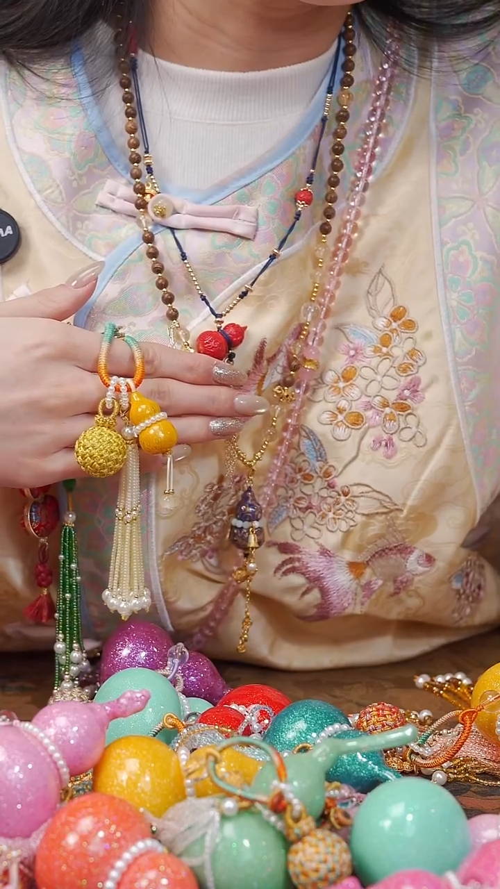 483漆艺工艺小葫芦118