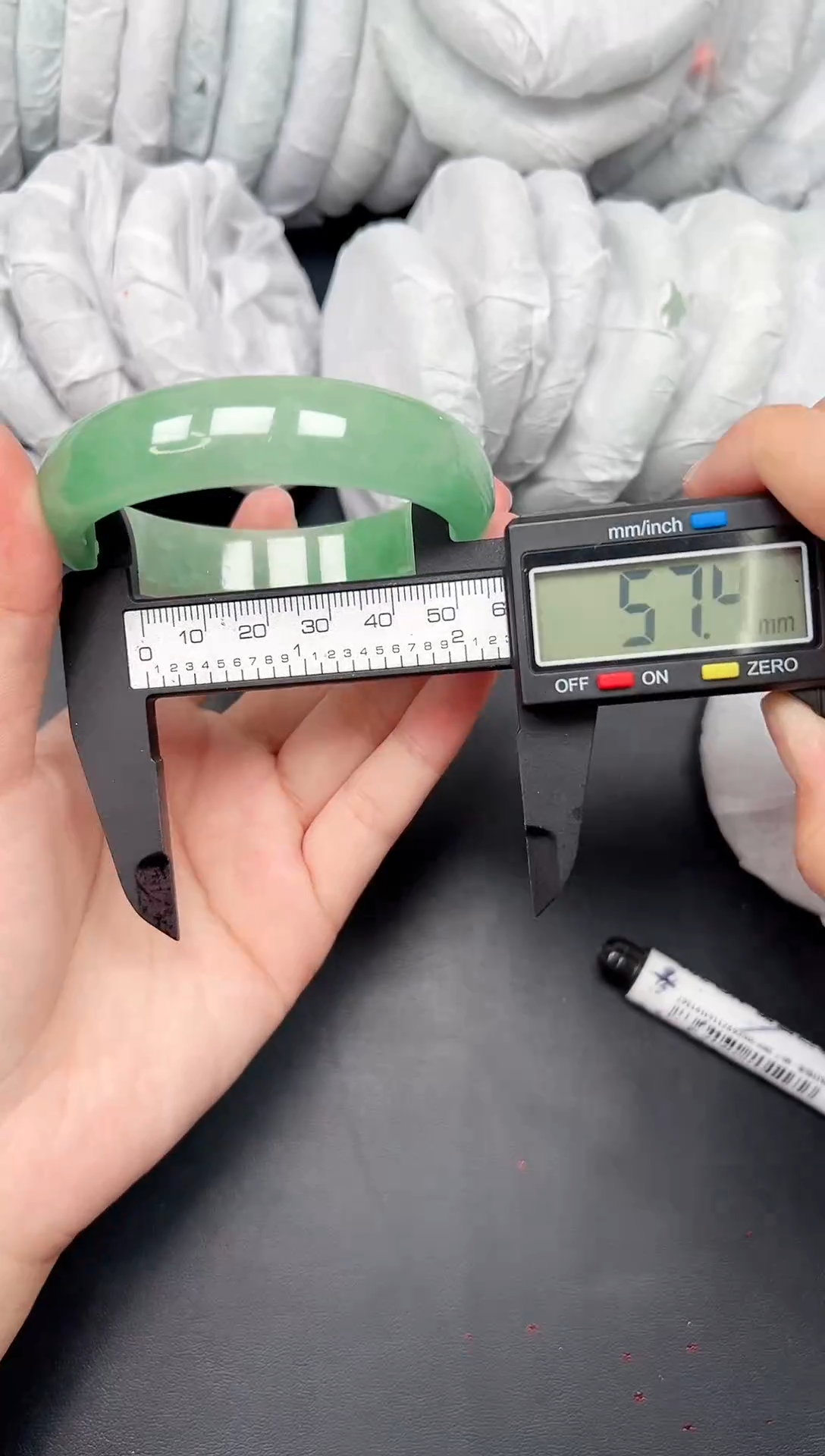 精品手镯，一物一拍U007