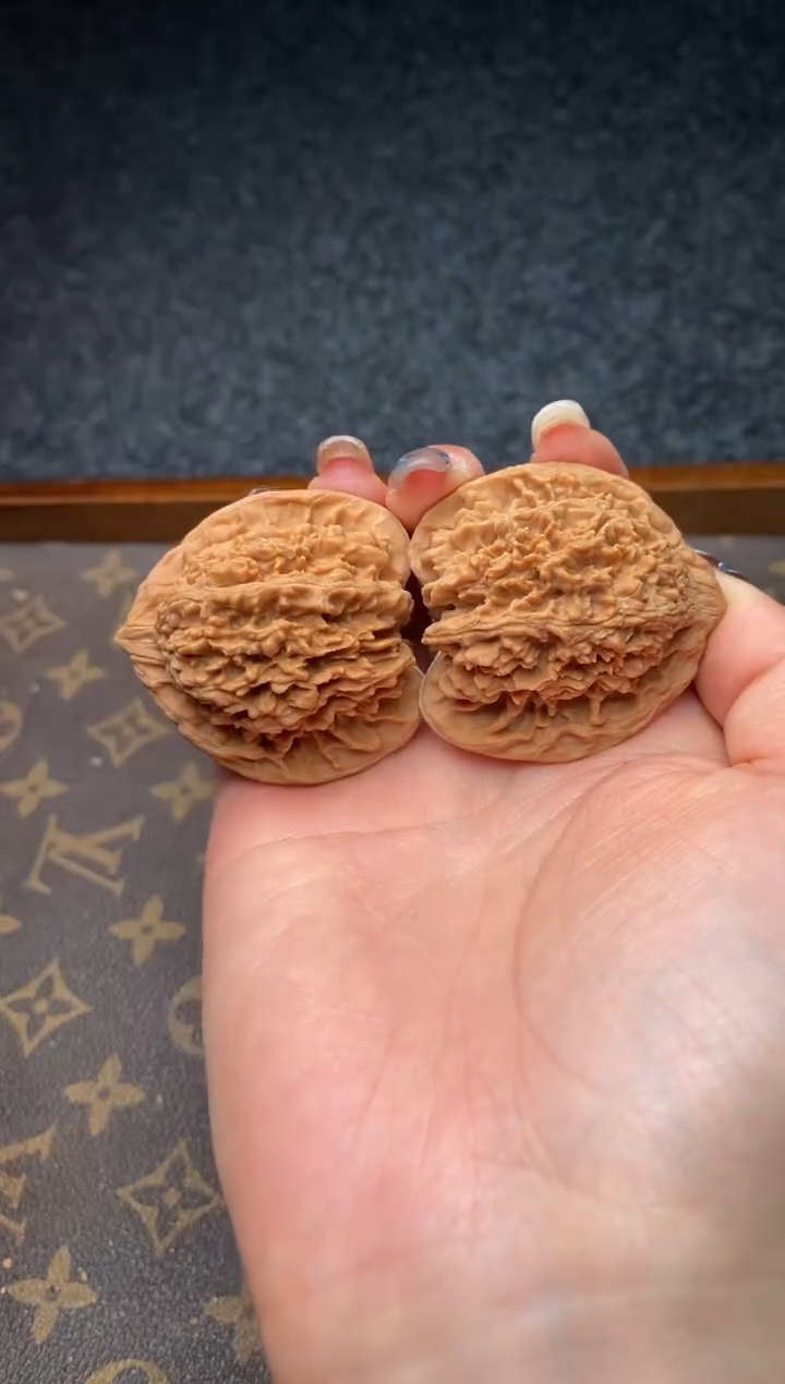 把件文玩核桃B159号44尺满天星