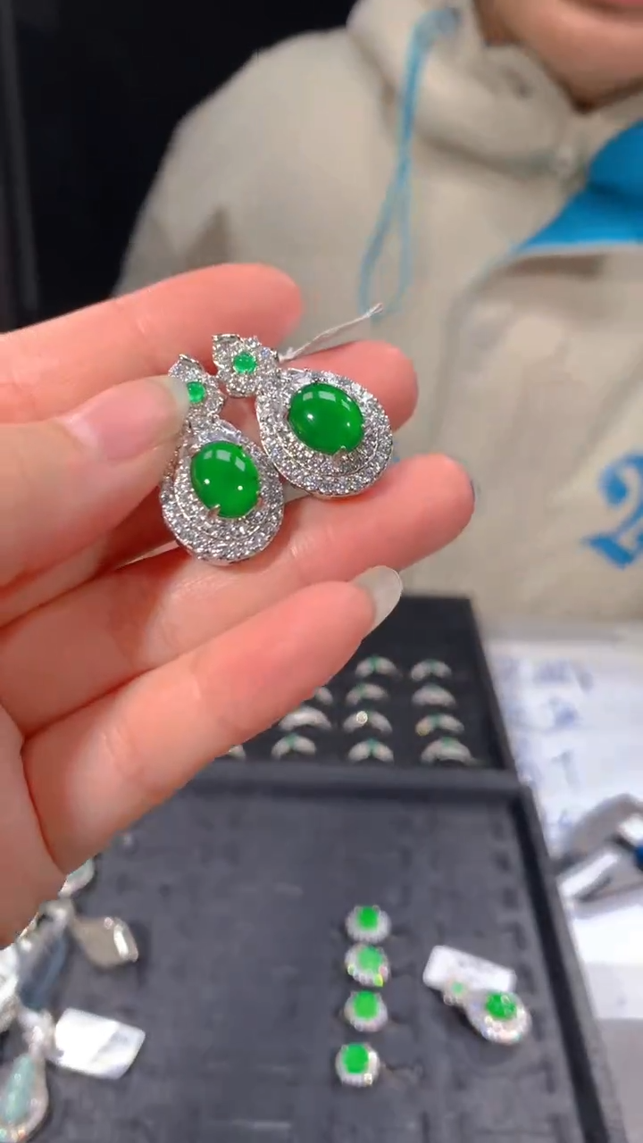 【闪购商品】定制翡翠未镶嵌24多样性发货（发其一）