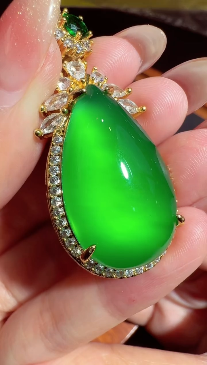 【闪购商品】玛瑙/玉髓吊坠合金发一件