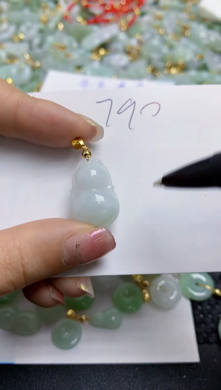 【闪购商品】翡翠颈饰合金天然翡翠A货