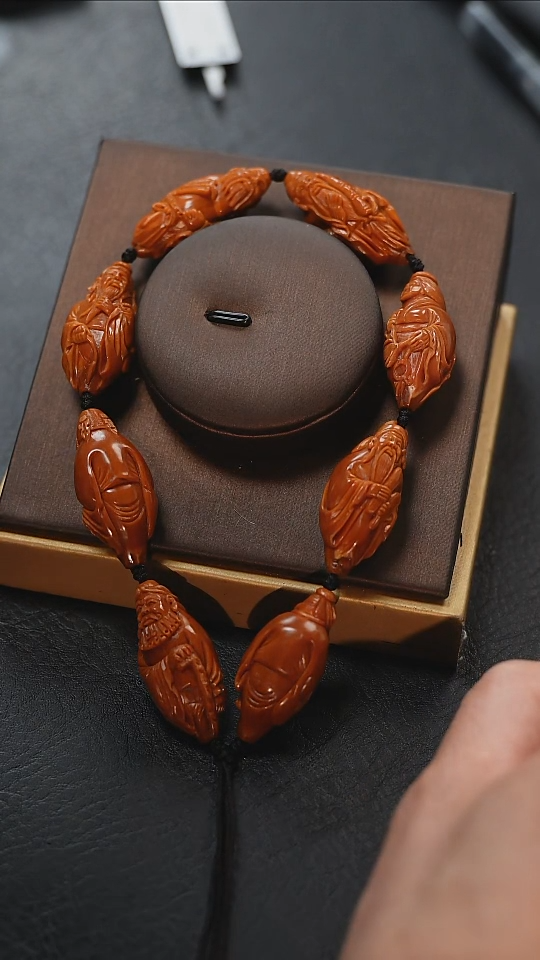 【闪购商品】橄榄核吊坠 梦梦精品核雕