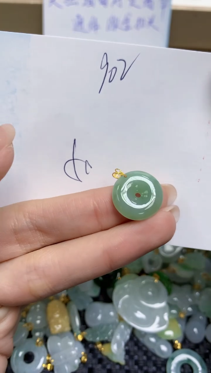 【闪购商品】翡翠颈饰18K金镶嵌天然缅甸A货翡翠