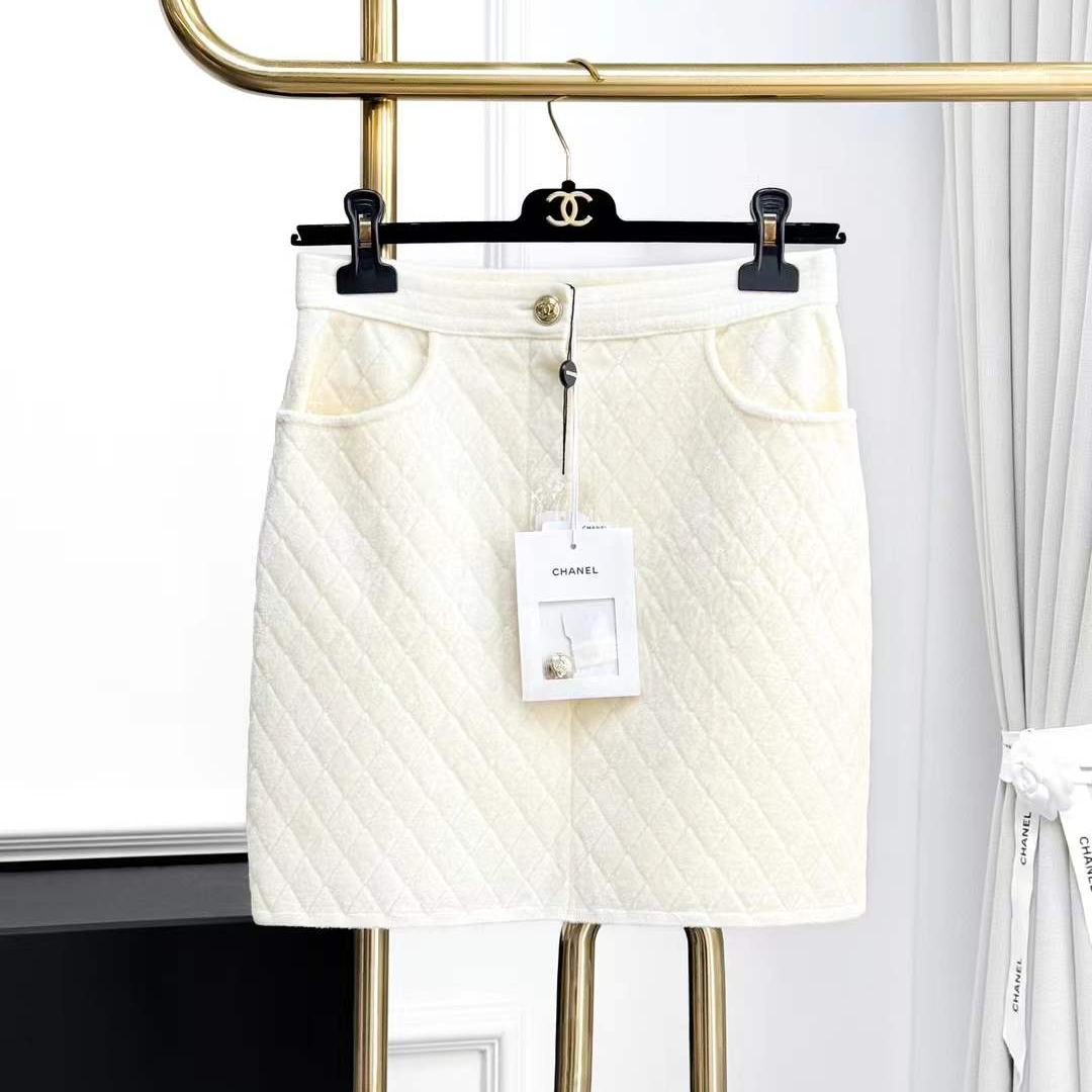 99新 Chanel/香奈儿 36码20K马术系列米白色菱格纹半身裙