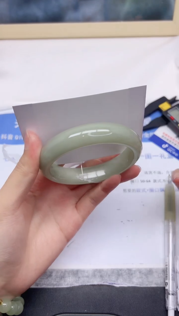 石英质玉手镯未镶嵌169-60.1