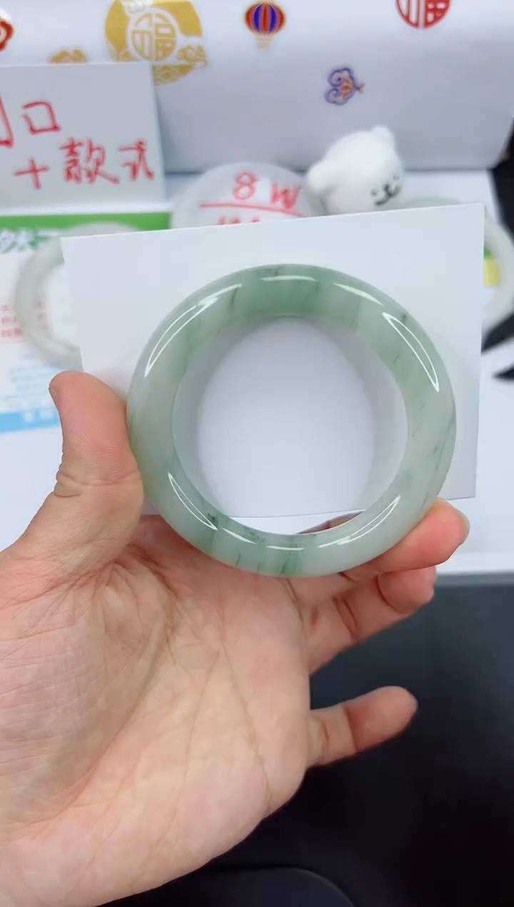 【闪购商品】石英质玉手镯未镶嵌696-55