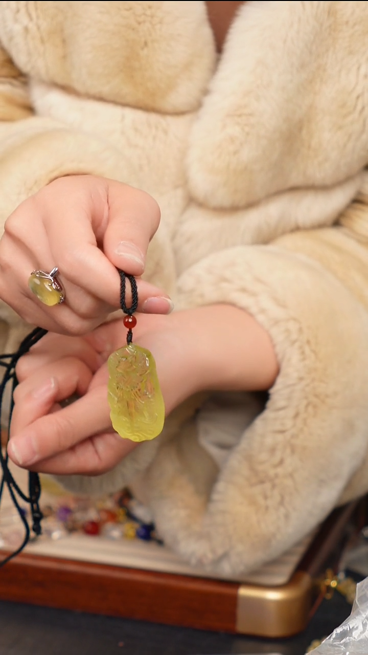 水晶摆件未镶嵌107