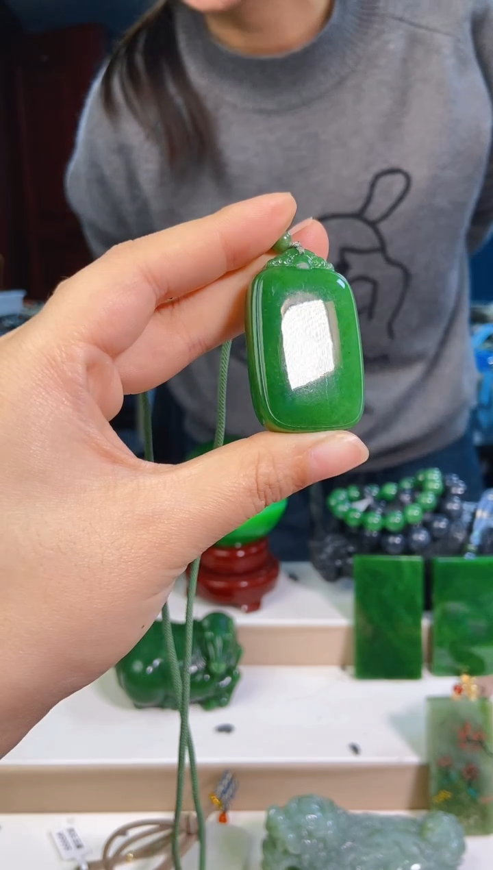 【闪购商品】和田玉挂件未镶嵌1