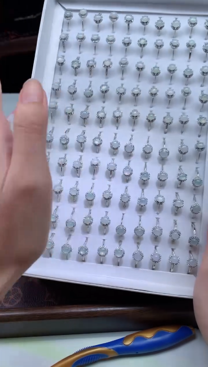 【闪购商品】翡翠颈饰未镶嵌天然A货翡翠-多样性发货