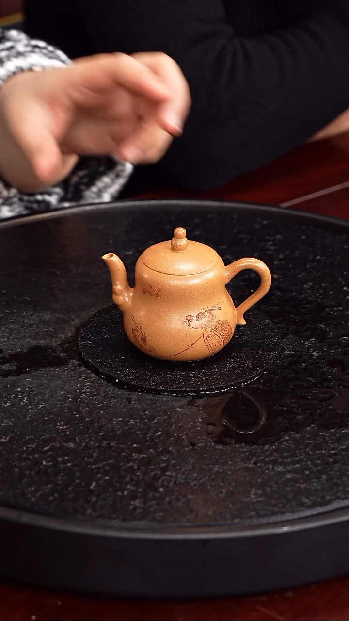 茶壶紫砂蒋氏工堂  葫芦54  老段  130毫升
