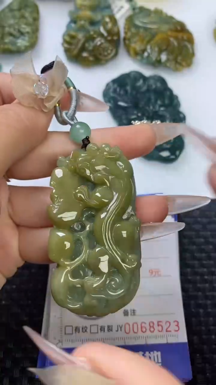 【闪购商品】翡翠颈饰未镶嵌1111111111111111