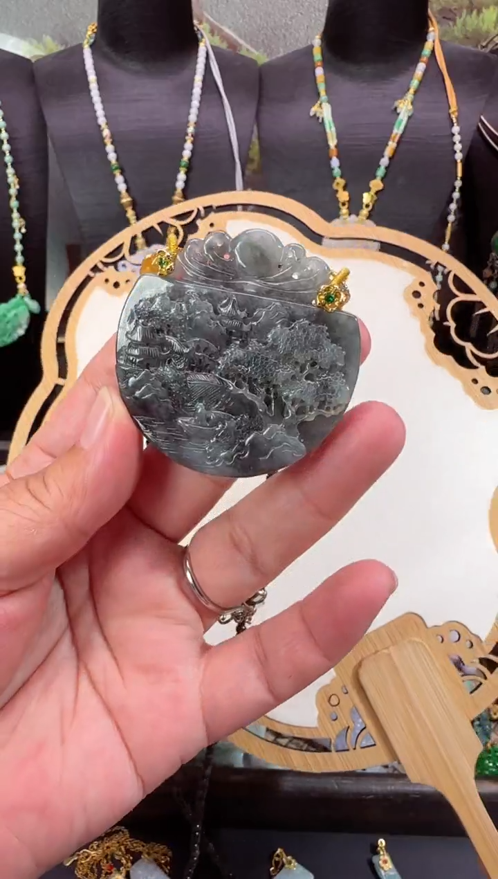 【闪购商品】翡翠颈饰未镶嵌拍照