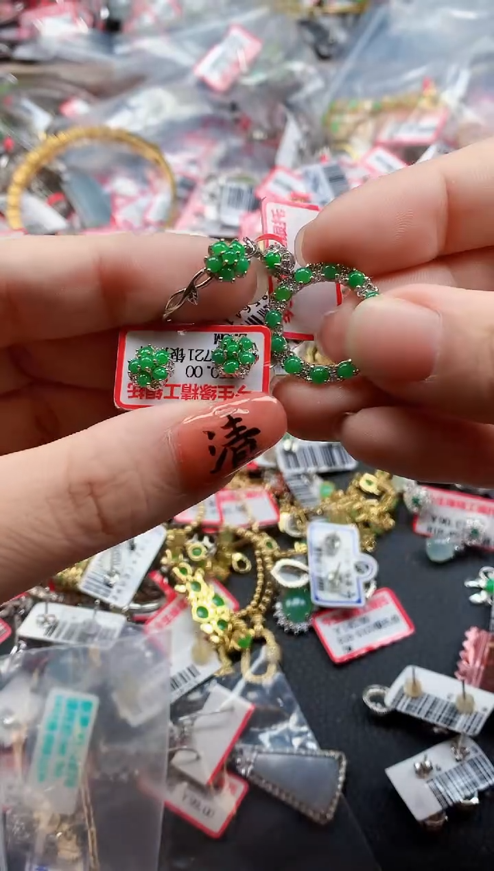 银S925镶嵌戒指翡翠天然A货缅甸翡翠