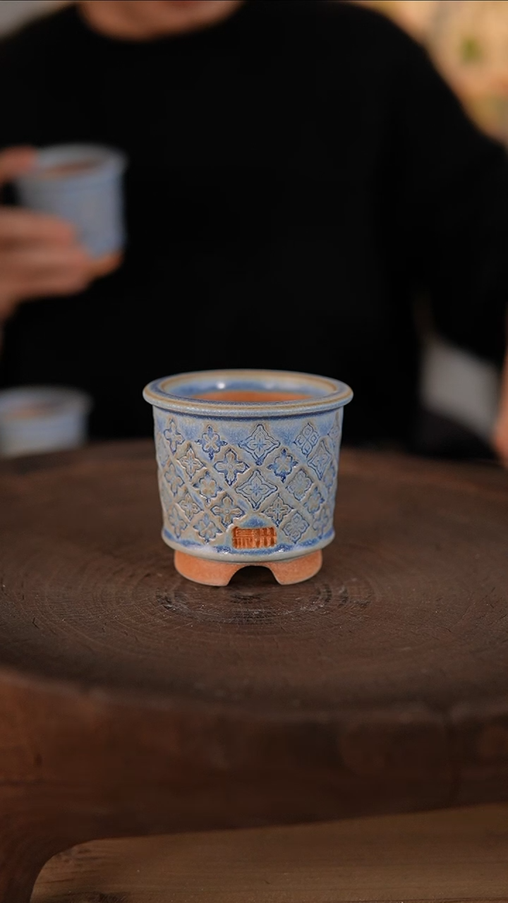 【闪购商品】红陶1-20-323默认微瑕口5.5