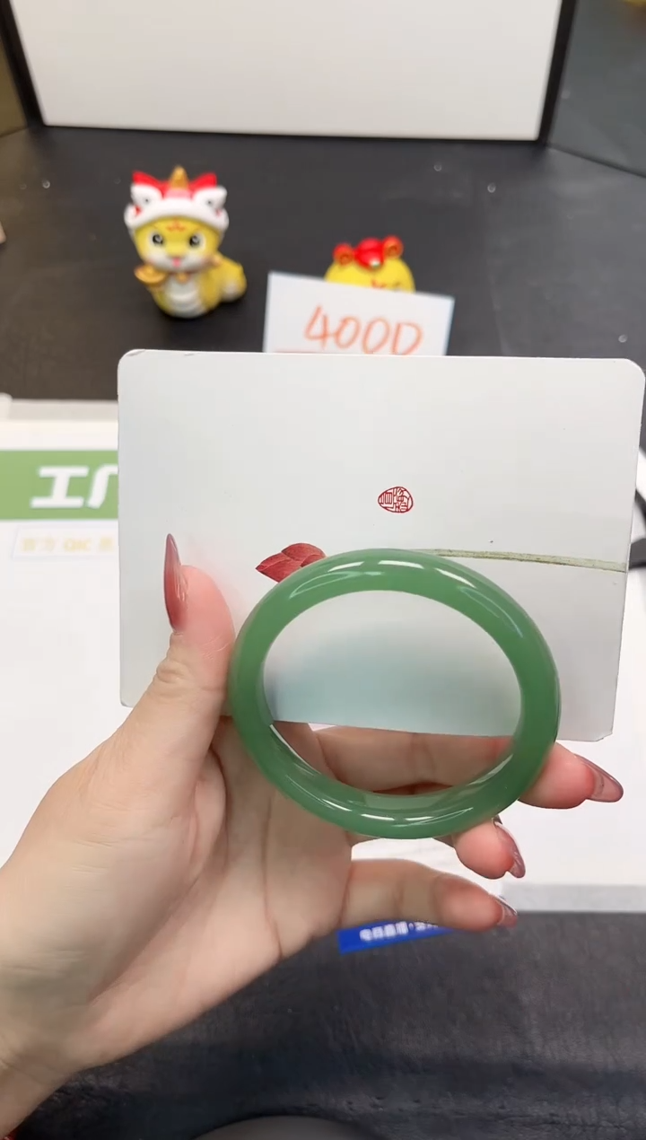 【闪购商品】石英质玉手镯未镶嵌79-56.7