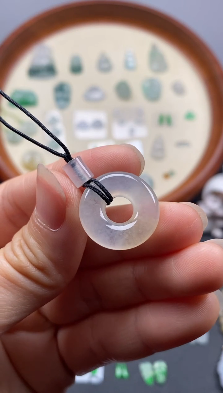 颈饰未镶嵌翡翠冰黄翡圈圈1对/芬