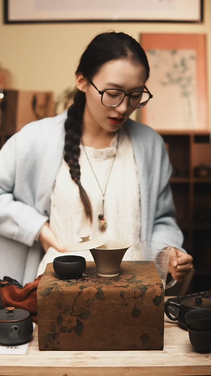 汉瓦建水紫陶茂元堂白泥斗笠盖碗150cc